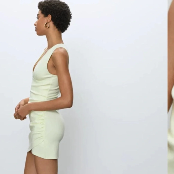 Babaton Harrington Mini Bodycon Dress Black size 8 party dress effortless chic - Picture 5 of 15